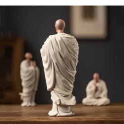 Buddha-Skulptur aus violettem Ton – Authentische chinesische Kunstdekoration
