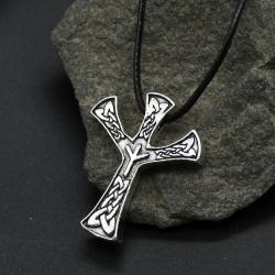 Collana con ciondolo runico vichingo - Algiz e simbolismo del nodo celtico