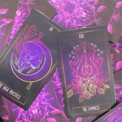 Kemik Tarot Destesi: Ruhsal Rehberlik İçin 78 Eşsiz Kart