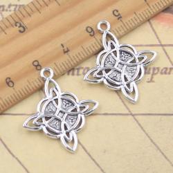 Breloques fleurs en argent antique (10 pièces) pour la création de bijoux.