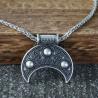 Amulette slave Lunula : Pendentif croissant de lune pour femmes
