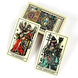 Dövme Tarot Kartları: Kehanet ve Eğlenceli Masa Oyunları