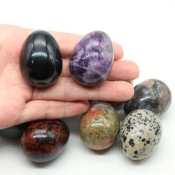 Uovo di Yoni in ametista: pietra naturale per il Reik...