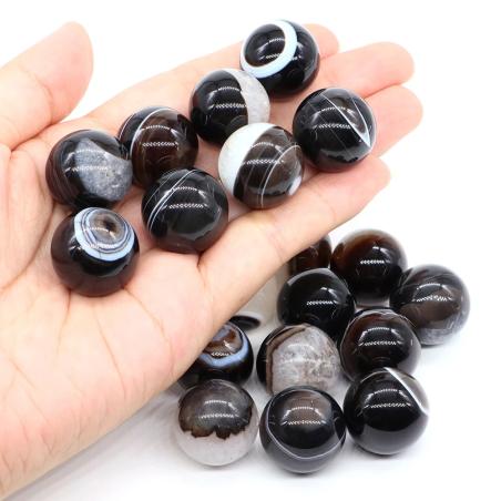Schwarze Achatkugeln: Heilkristalle für Dekoration & Schmuck