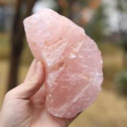 Cristal de quartz rose brut - Pierre de guérison et d'énergie naturelle