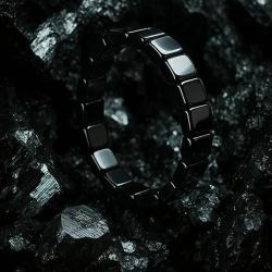 Bracelet en hématite pour homme : un regain de confiance et d'énergie