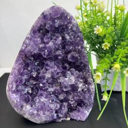 Cluster di geodi di ametista: cristalli naturali grezzi per guarigione e decorazione