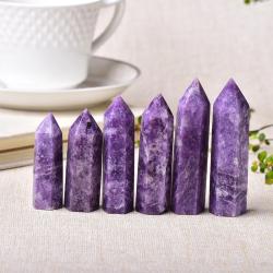 Lapidolit-Obelisk: Heilturm und Dekoration aus violettem Kristall