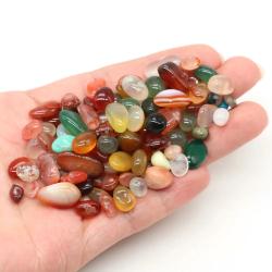 Éclats d'agate : cristaux naturels pour le Reiki et la décoration