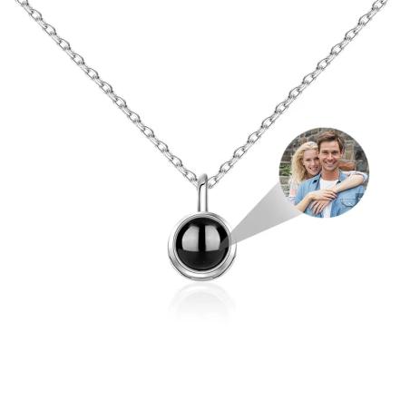 Collana con foto personalizzata: Proietta il tuo amore (100 lingue)