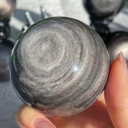 Obsidian-Kristallkugel: Kugel für Energieheilung und Wahrsagerei