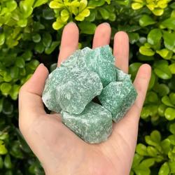Cristaux de gravier d'aventurine verte - Bruts et polis pour la décoration
