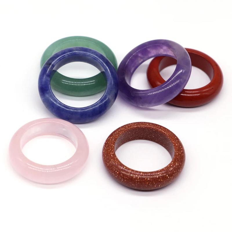 Chakra-Ring aus Heilkristallen | Vintage- und Punk-Edelsteinschmuck