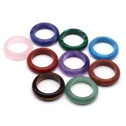 Chakra-Ring aus Heilkristallen | Vintage- und Punk-Edelsteinschmuck