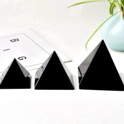 Doğal Obsidyen Piramit: Reiki Enerji Taşı Dekorasyonu