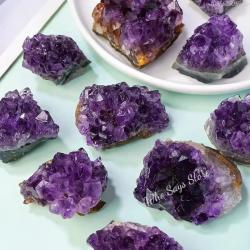 Amethyst-Geoden-Cluster: Rohkristall für Heilung und Dekoration