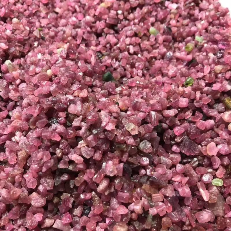Ham Pembe Turmalin Parçaları: Dekorasyon ve Reiki İçin 100g Şifalı Kristaller