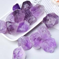 Amethyst-Rohstein: Energieheilung & Chakra-Ausgleich