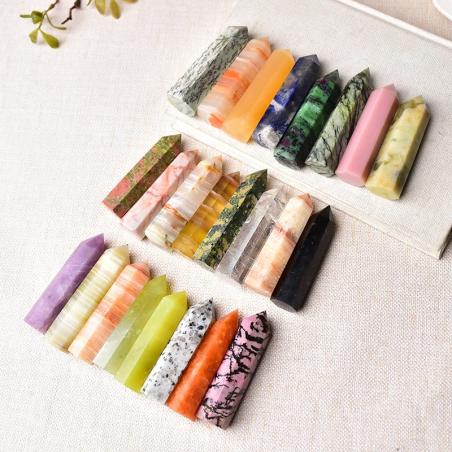 Set mit Naturstein-Kristallspitzen – 36 Farben für Reiki & Dekoration