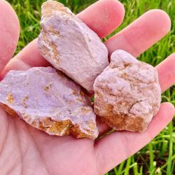 Pierre de cristal brute de phosphosidérite violette - Reiki et spiritualité