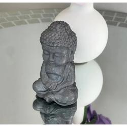 Siyah Şungit Buda Heykeli: Reiki ve Feng Shui Enerji Dekoru