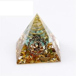 Generatore di cristalli piramidali di orgone per guarigione e meditazione