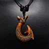 Collier ras du cou maori en os d'hameçon | Pendentif style vintage
