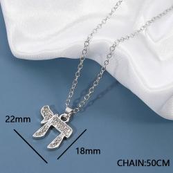 Collier pendentif Chai juif avec zirconia, symbole de vie