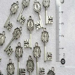 Pendentif Vierge Marie doré | Charme catholique et vintage