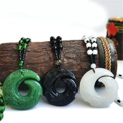 Collana etnica con perline: ciondolo retrò e amuleto
