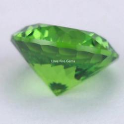 Perles d'émeraude tsavorite : rondes naturelles, 11 mm, 5,0 ct, pureté VVS