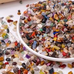 Gravier cristallin naturel et minéraux pour le Reiki et les aquariums
