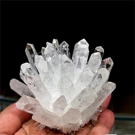 Cristaux de quartz blanc en grappes : Guérison et décoration naturelles
