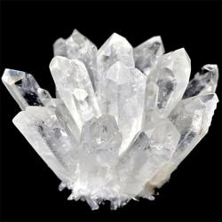 Cristaux de quartz blanc en grappes : Guérison et décoration naturelles
