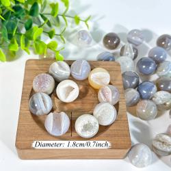 Géode sphérique en agate : Décoration en cristal naturel et bijoux à faire soi-même