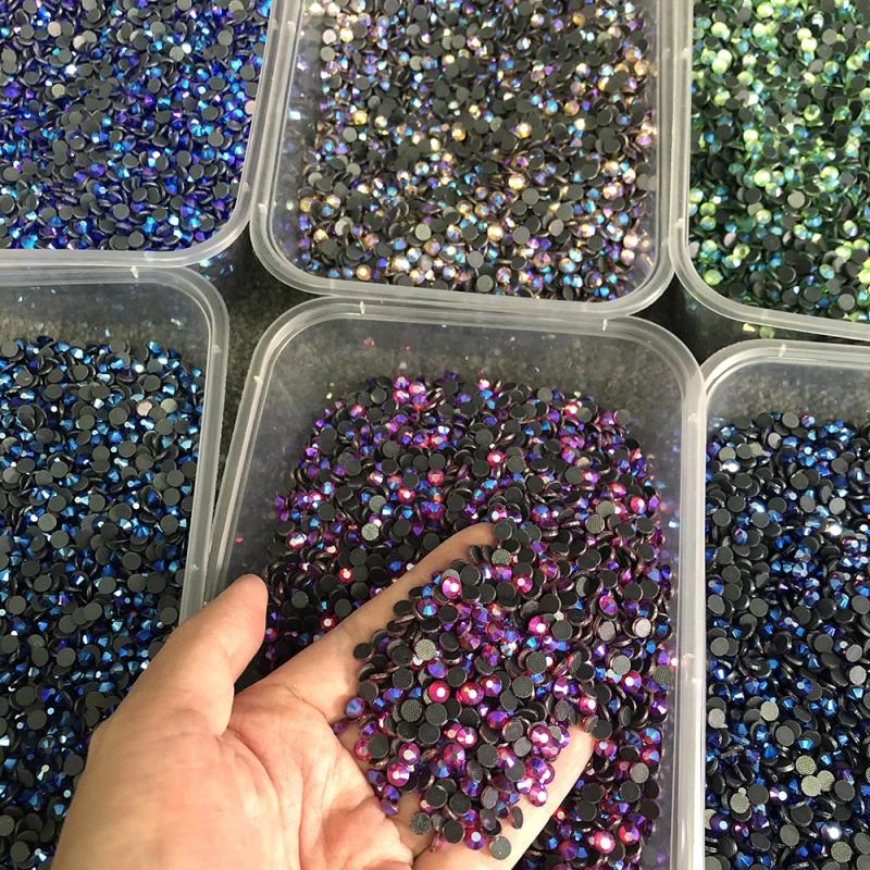 Strass thermocollants en cristal pour vêtements et accessoires