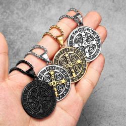 Collier pendentif d'exorcisme de Saint Benoît - Amulettes de protection puissantes