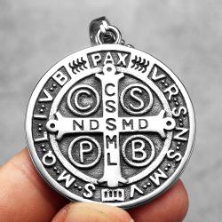Collier pendentif d'exorcisme de Saint Benoît - Amulettes de protection puissantes