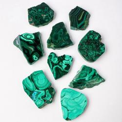 Malachite brute : Pierre de guérison, de divination et de décoration naturelle