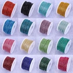 Garniture en strass scintillants : chaîne dorée à strass de 9 mètres pour la décoration