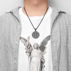 Collier pendentif d'exorcisme de Saint Benoît - Amulettes de protection puissantes
