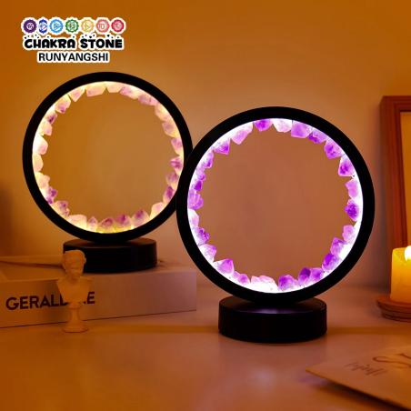 Lampe en cristal d'améthyste : Décoration d'intérieur élégante et apaisante