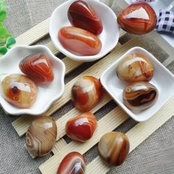 Pürüzsüz Akik Taşı: Doğal Reiki Kristali ve Ev Dekorasyonu