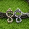 Collier pendentif dragon gothique et rune - Style nordique vintage