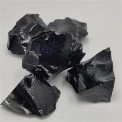 Ham Siyah Obsidyen Taşı: Reiki Şifası ve Ev Dekorasyonu