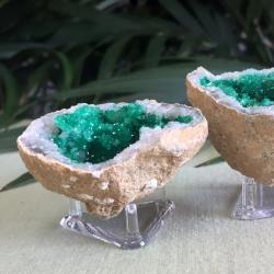 Travertin cristal vert : spécimen de quartz décoratif unique