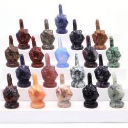 Doğal Taştan Orta Parmak Figürü - Reiki Şifa ve Dekorasyon