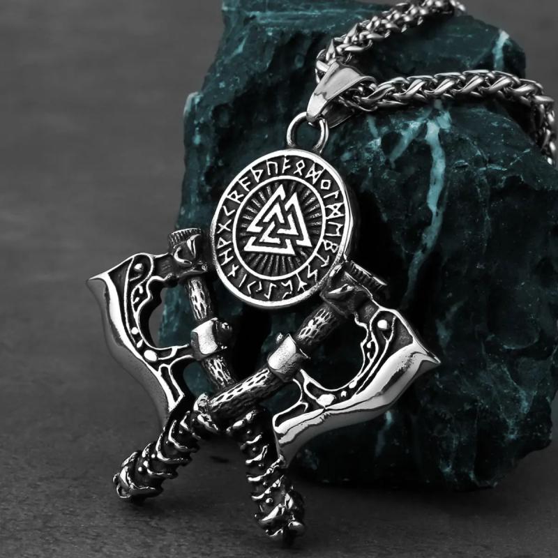 Collana con ciondolo a forma di ascia vichinga in acciaio inossidabile - Amuleto runico norreno