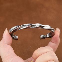 Bracelet Viking Möbius - Acier inoxydable, design ajouré, style punk