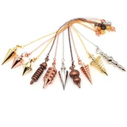 Pendules anciens en métal pour la radiesthésie et le Reiki - Outils de divination